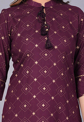 Printed Viscose Rayon Straight Kurta in Violet