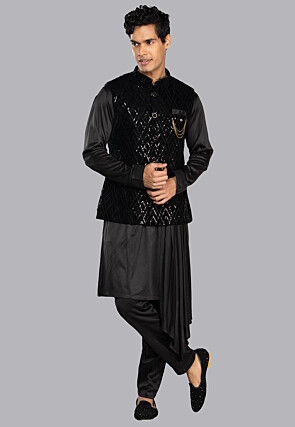 Sequinned Cotton Silk Kurta Set in Black