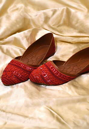 Hand Embroidered Art Silk Women Jutti in Red