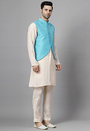 Solid Color Art Muslin Silk Kurta Set in Off White
