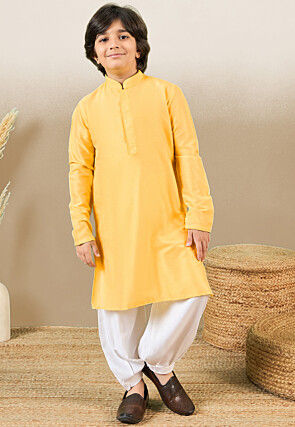 Solid Color Cotton Silk Kurta in Yellow