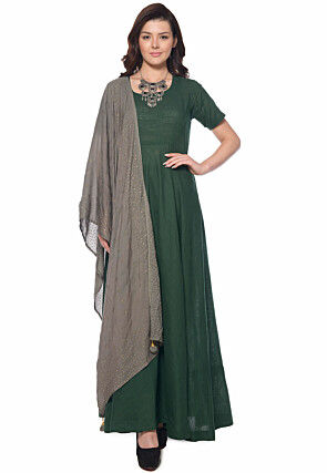 Solid Color Cotton Slub Abaya Style Suit in Dark Green