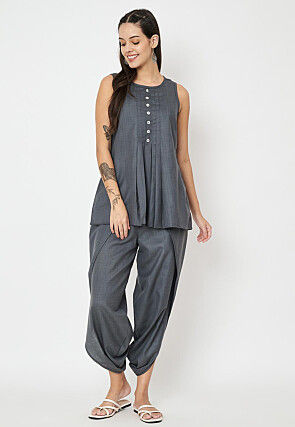 Solid Color Cotton Top in Grey