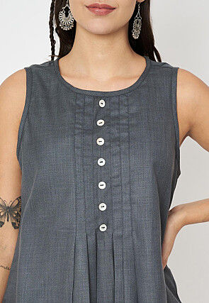 Solid Color Cotton Top in Grey