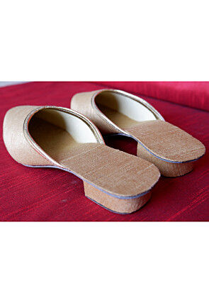 Solid Color Dupion Silk Women Jutti in Beige