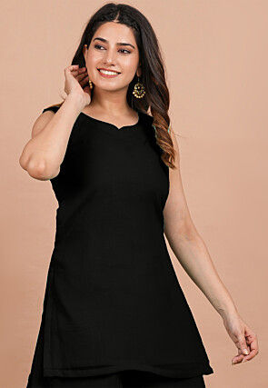 Solid Color Georgette Straight Kurta in Black