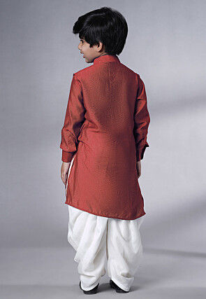 Solid Color Muslin Silk Kurta Set in Maroon