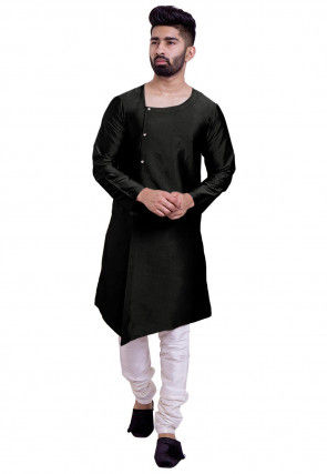 Solid Color Taffeta Silk Kurta Set in Black