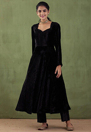 Solid Color Velvet A Line Kurta Set in Black