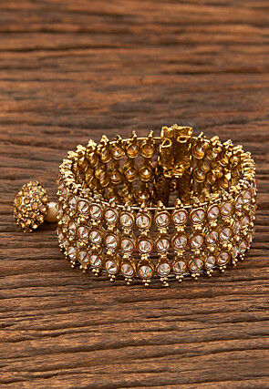 Stone Studded Adjustable Bracelet
