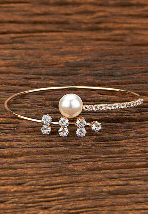 Stone Studded Adjustable Bracelet