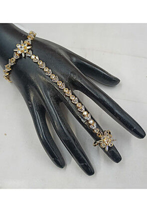 Stone Studded Adjustable Haathphool