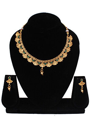 Stone Studded Choker Necklace Set