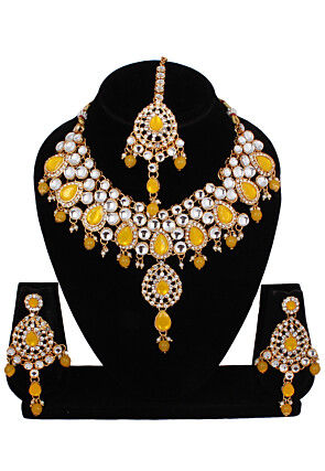 Stone Studded Choker Necklace Set