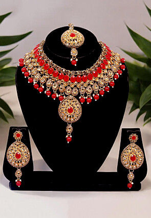 Stone Studded Choker Necklace Set