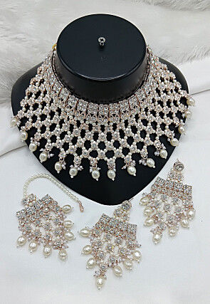 Stone Studded Choker Necklace Set