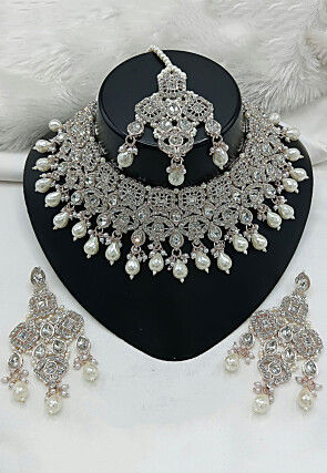 Stone Studded Choker Necklace Set