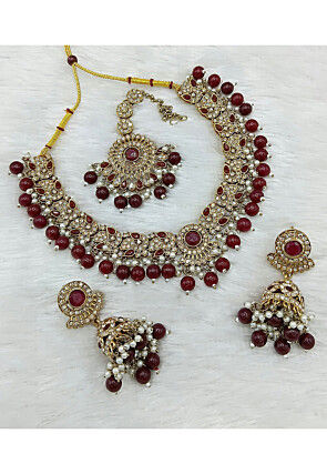 Stone Studded Choker Necklace Set