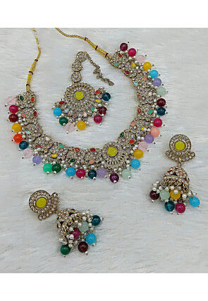 Stone Studded Choker Necklace Set