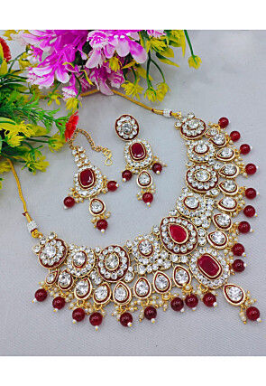 Stone Studded Choker Necklace Set