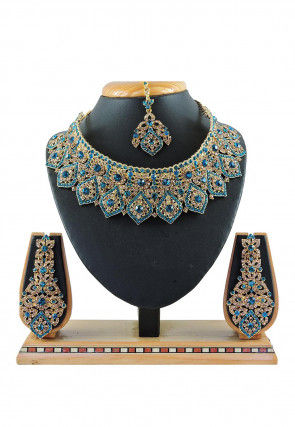 Necklace in online blue colour