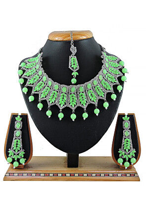 Stone Studded Choker Necklace Set