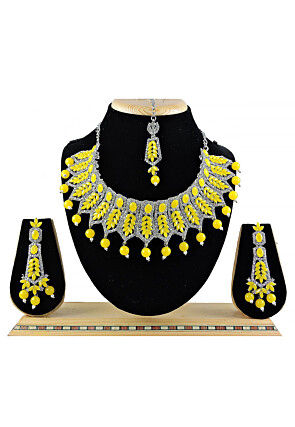 Stone Studded Choker Necklace Set