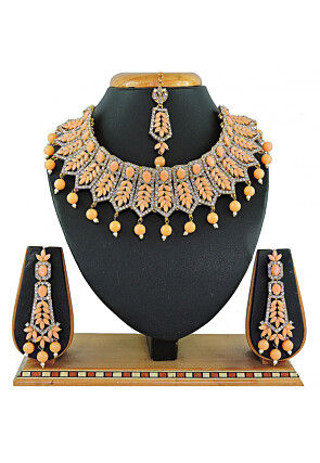 Stone Studded Choker Necklace Set