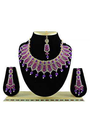 Stone Studded Choker Necklace Set