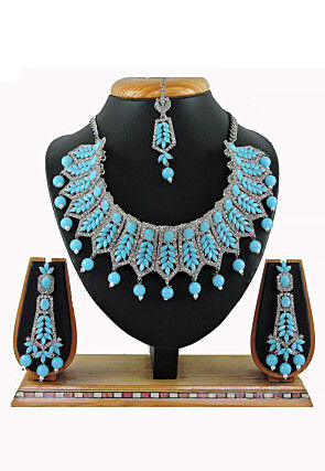 Stone Studded Choker Necklace Set