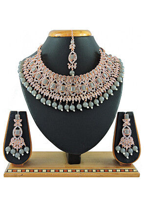 Stone Studded Choker Necklace Set