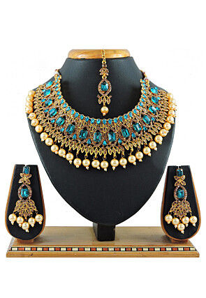 Stone Studded Choker Necklace Set