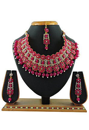 Stone Studded Choker Necklace Set