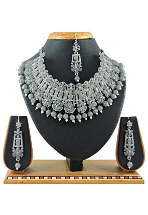 Stone Studded Choker Necklace Set