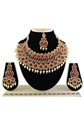 Stone Studded Choker Necklace Set