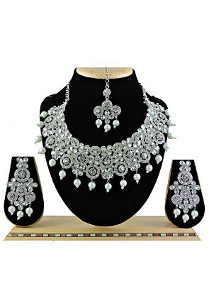 Stone Studded Choker Necklace Set