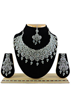 Stone Studded Choker Necklace Set