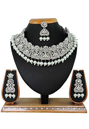 Stone Studded Choker Necklace Set