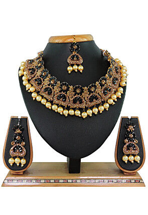 Stone Studded Choker Necklace Set