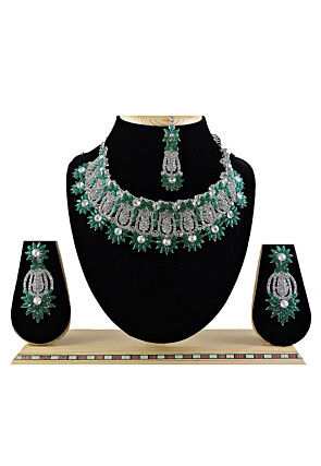 Stone Studded Choker Necklace Set