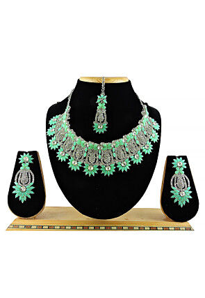 Stone Studded Choker Necklace Set