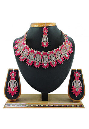 Stone Studded Choker Necklace Set