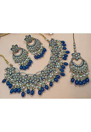 Stone Studded Choker Necklace Set