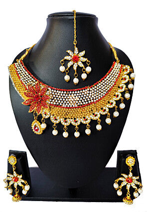 Stone Studded Choker Necklace Set