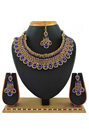 Stone Studded Choker Necklace Set