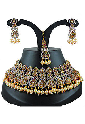 Stone Studded Choker Necklace Set