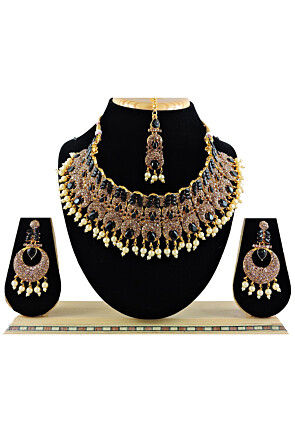 Stone Studded Choker Necklace Set
