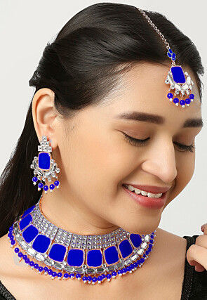 Stone Studded Choker Necklace Set