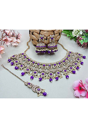 Stone Studded Choker Necklace Set