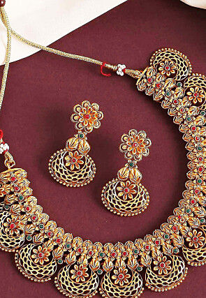 Stone Studded Choker Necklace Set